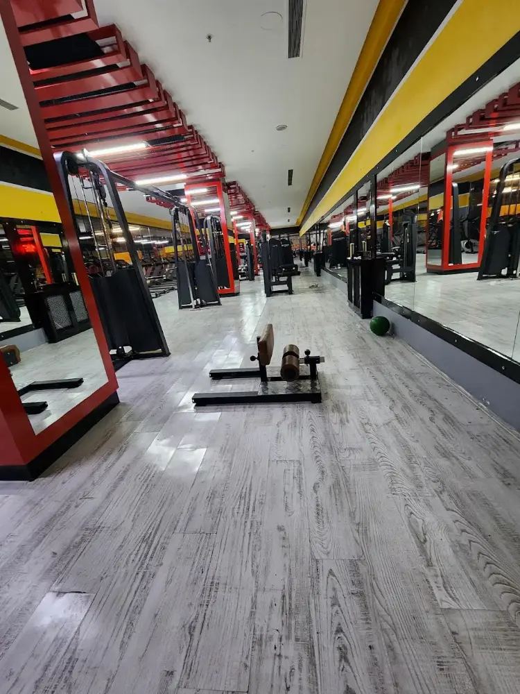 MAXPORA SPOR MERKEZİ - MERAM ŞUBE — Yüzme Havuzları, Meram · fotoğraf 3