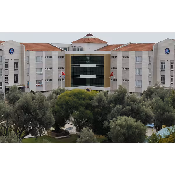 Özel Ege Lisesi - görsel 2