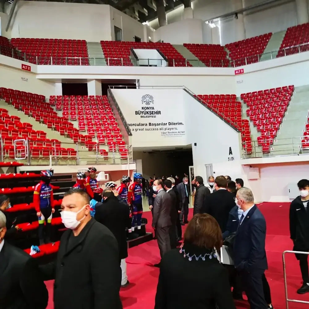 Konya Spor ve Kongre Merkezi — Yüzme Havuzları, Karatay · fotoğraf 4