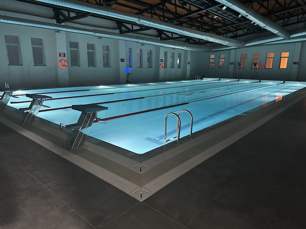 Kulu Yarı Olimpik Yüzme Havuzu