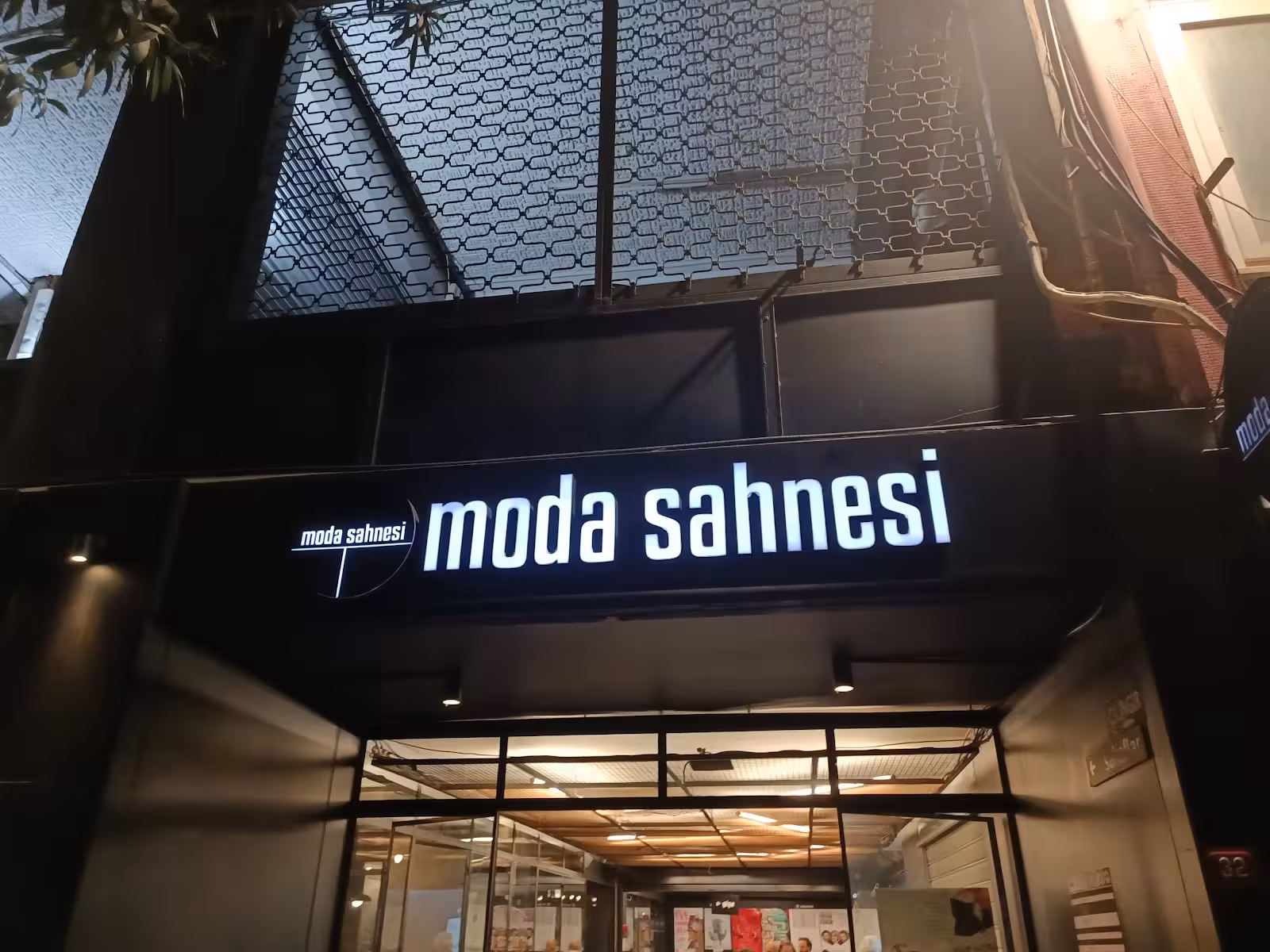 Moda Sahnesi - görsel 3