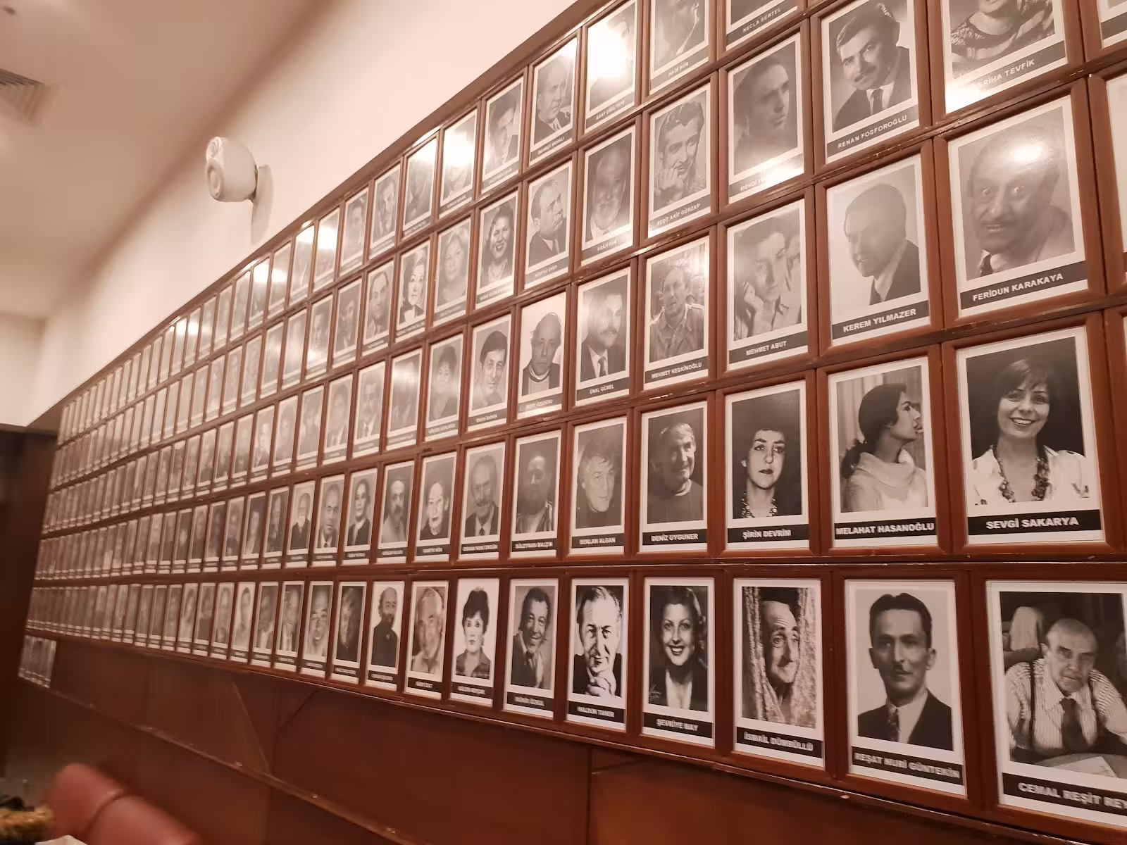 İstanbul Şehir Tiyatroları - görsel 2