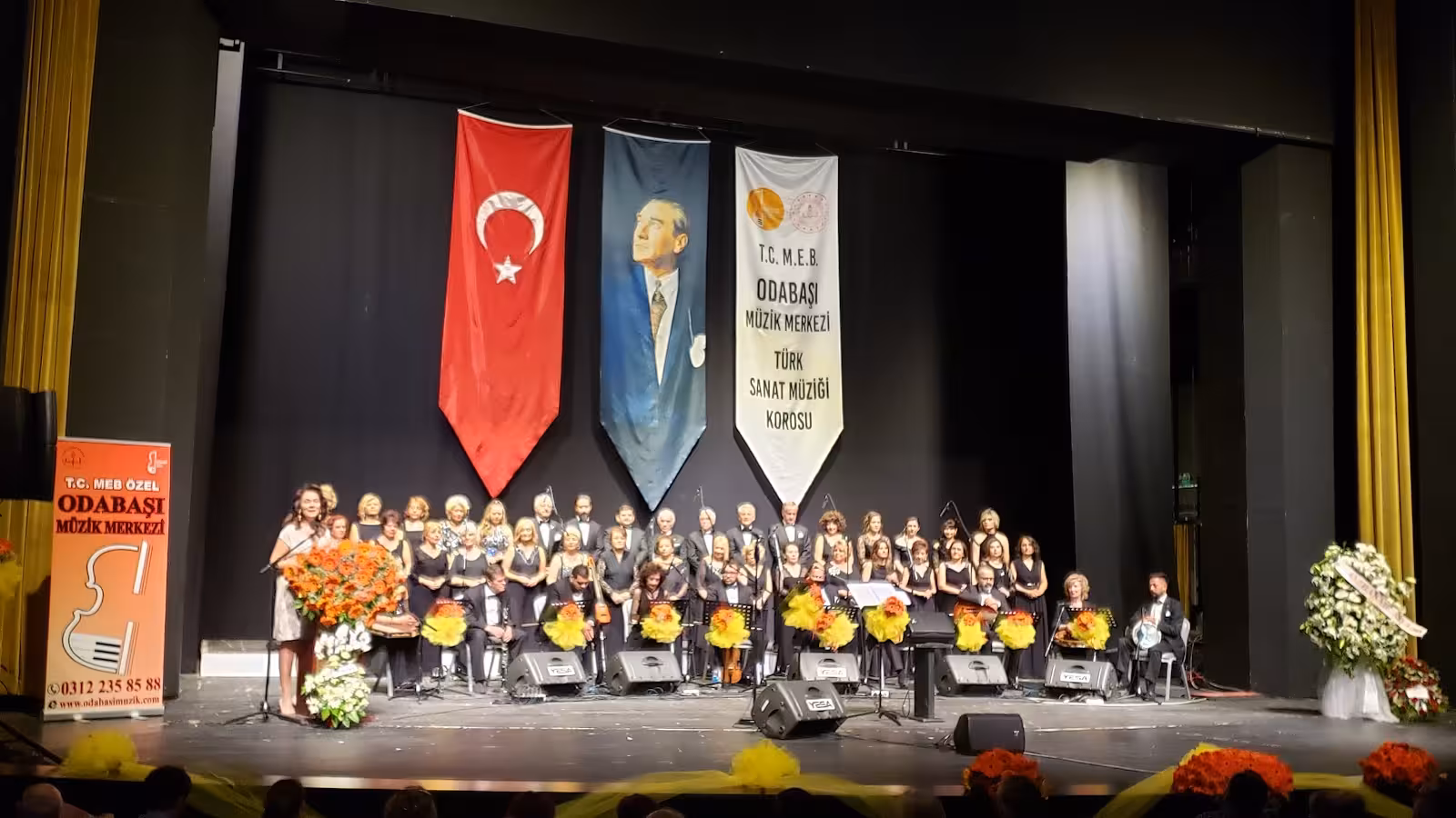 Cüneyt Gökçer Sahnesi - görsel 5