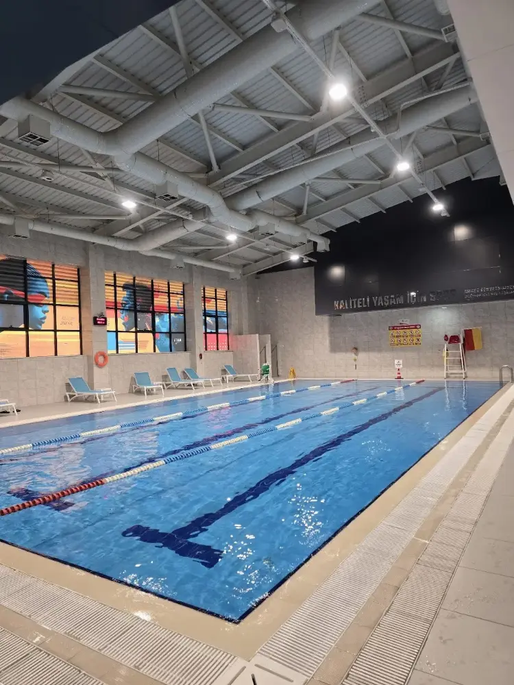 Yazır - Fit's Club — Yüzme Havuzları, Selçuklu · fotoğraf 2