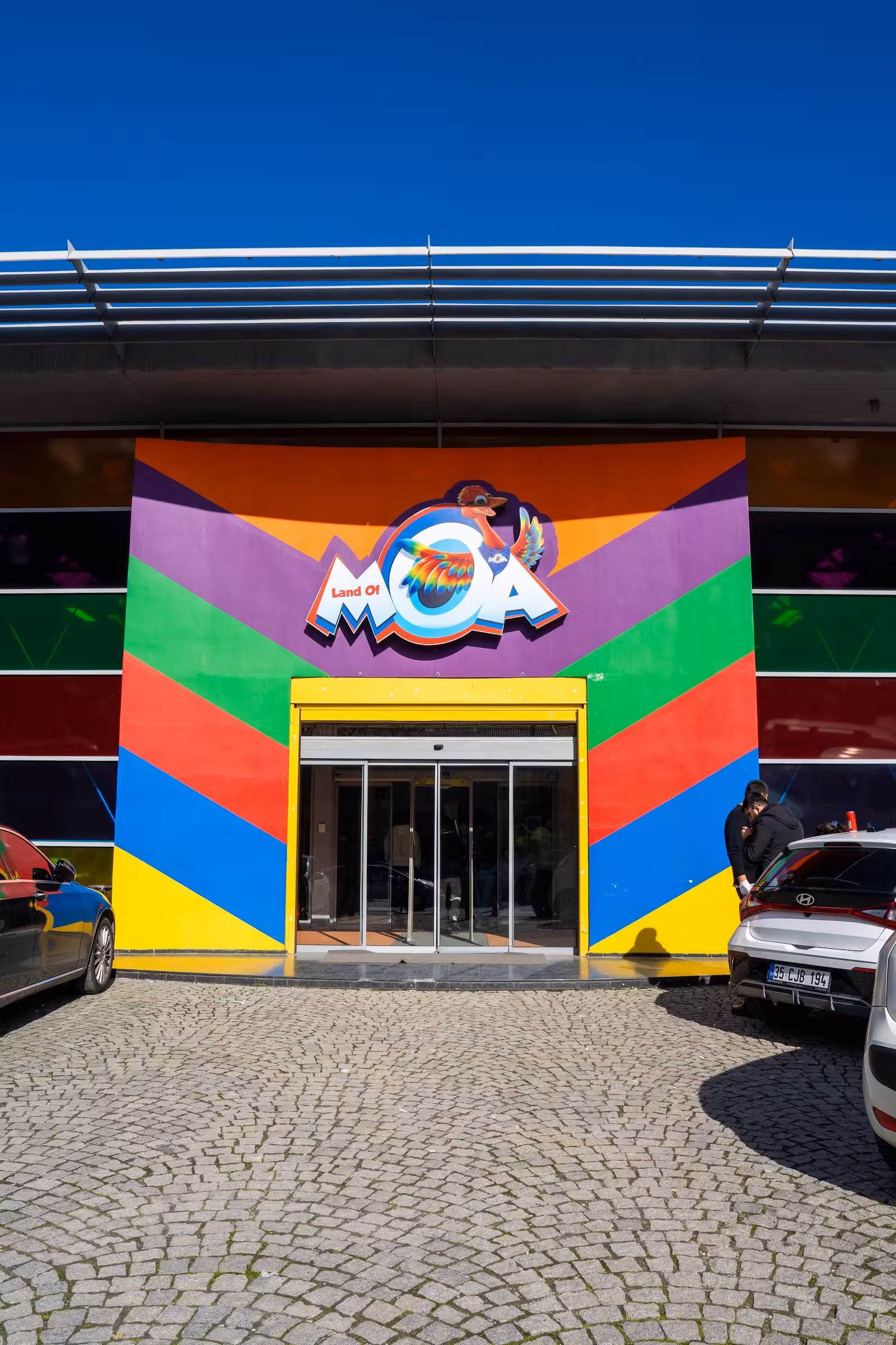 Land Of Moa - görsel 1