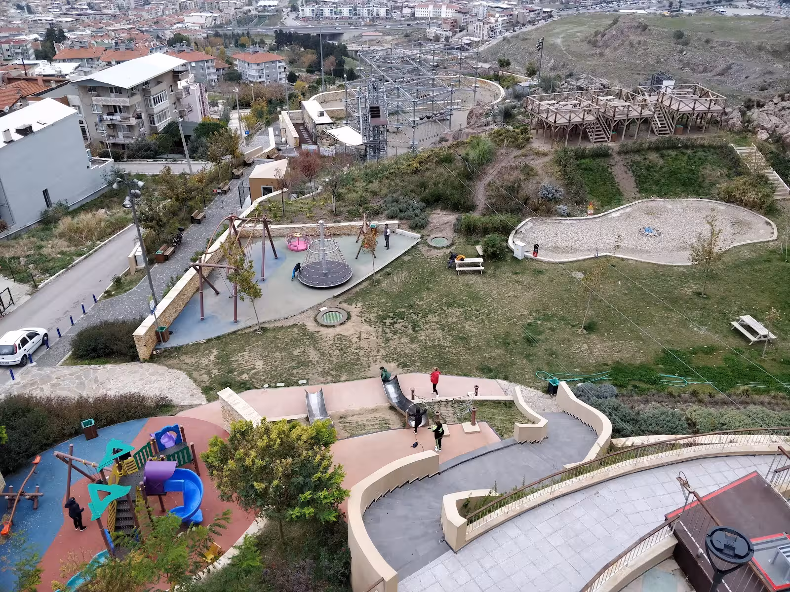 Genç İzmir Bornova Gençlik Yerleşkesi - görsel 3