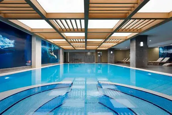 Ramada Plaza By Wyndham Konya — Yüzme Havuzları, Selçuklu · fotoğraf 3