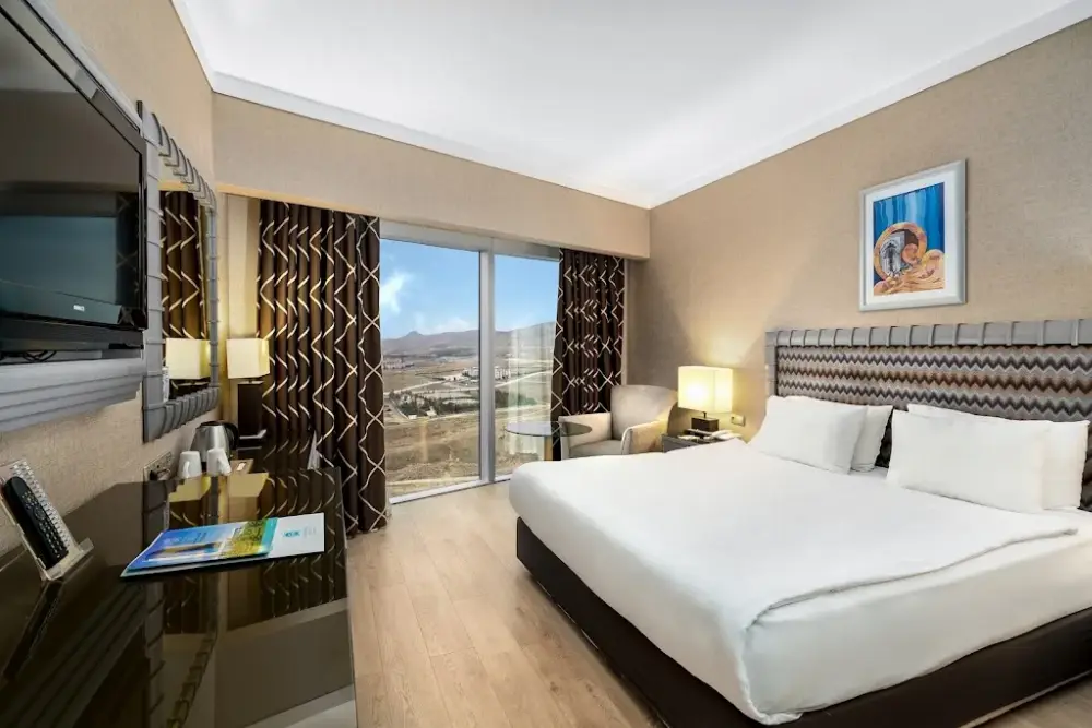 Grand Hotel Konya — Yüzme Havuzları, Selçuklu · fotoğraf 2