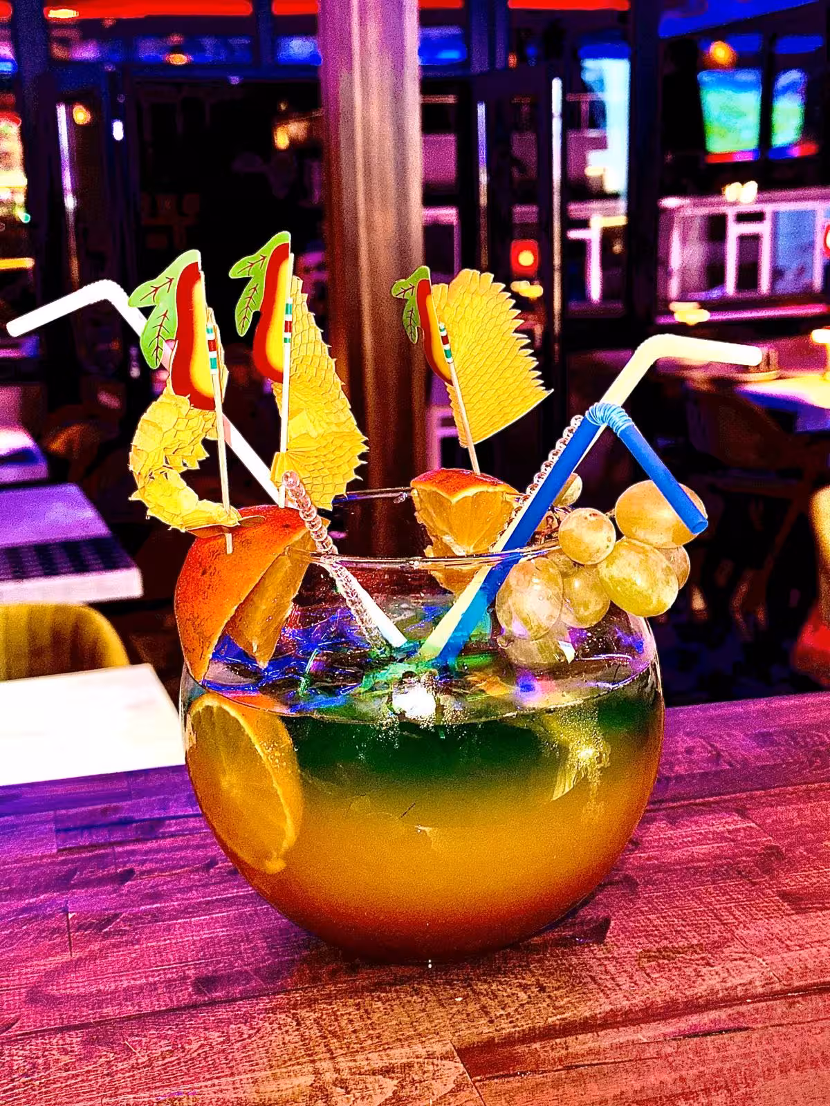 Black hookah lounge & Karaoke Bar - görsel 4