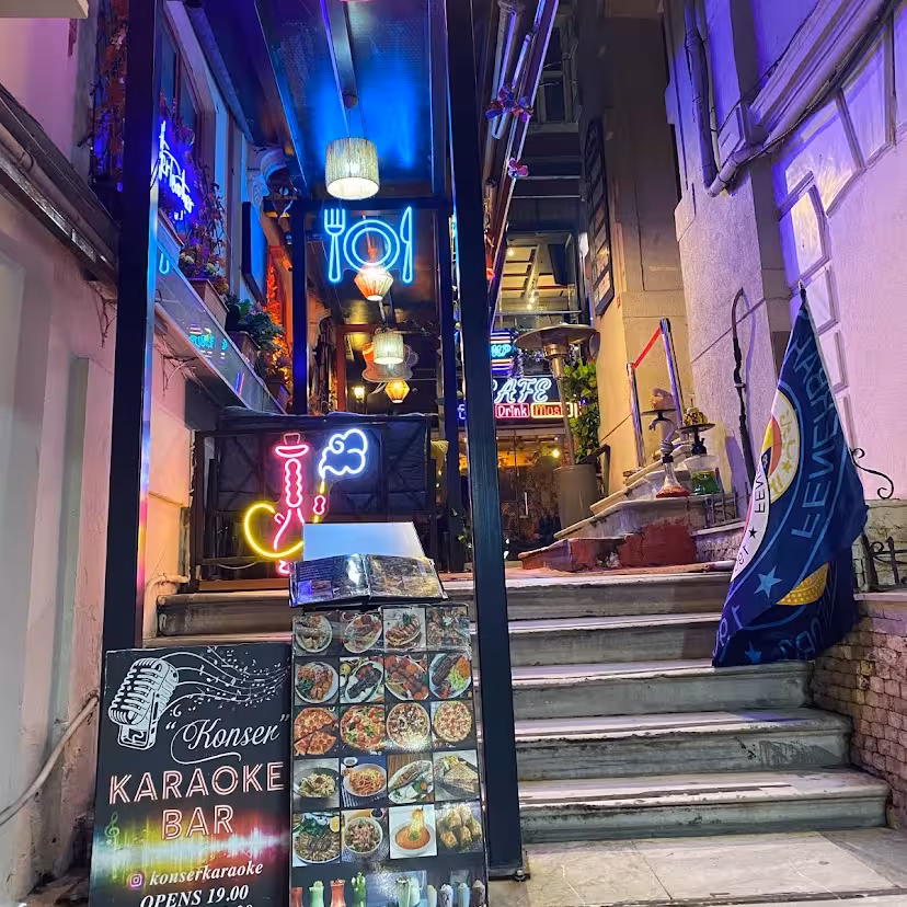 TAKSİM KONSER KARAOKE BAR - görsel 1