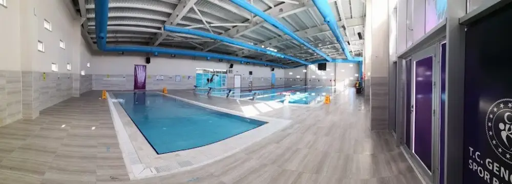 Beyşehir Yarı Olimpik Yüzme Havuzu — Yüzme Havuzları, Beyşehir · fotoğraf 3