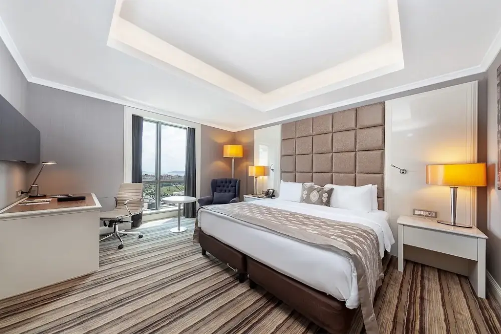 Dedeman Konya Hotel & Convention Center — Yüzme Havuzları, Selçuklu · fotoğraf 2
