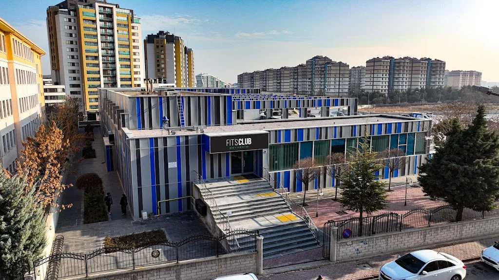 Beyhekim - Fit's Club — Yüzme Havuzları, Selçuklu · fotoğraf 1