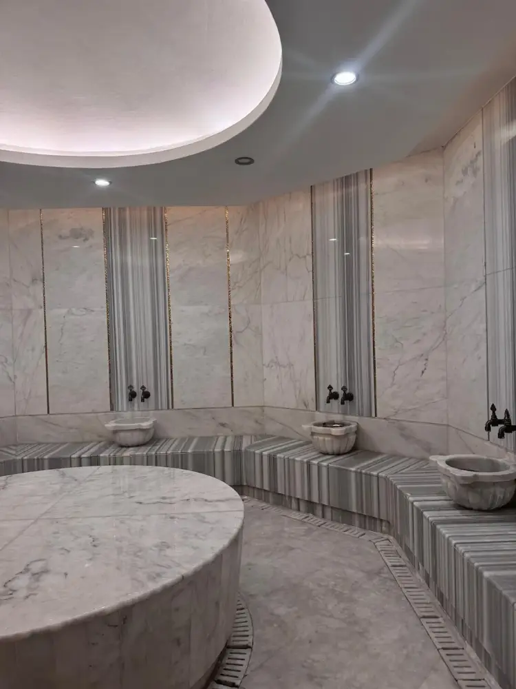Clean Spa Masaj Konya Ramada Otel — Yüzme Havuzları, Selçuklu · fotoğraf 2