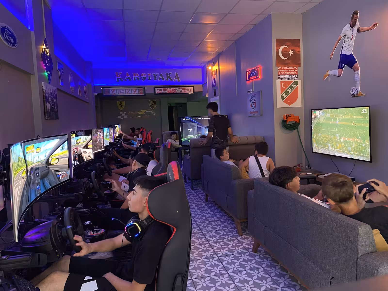 35/5 Direksiyon Simülatörü & Playstation Cafe - görsel 2