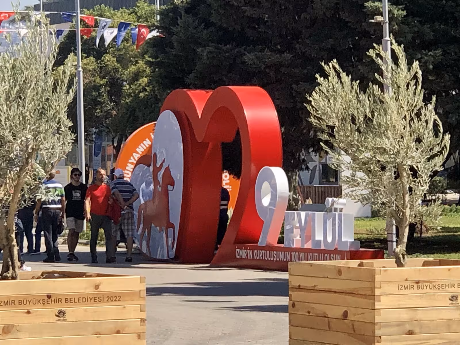 Kültürpark Çim Konserleri Alanı - görsel 2