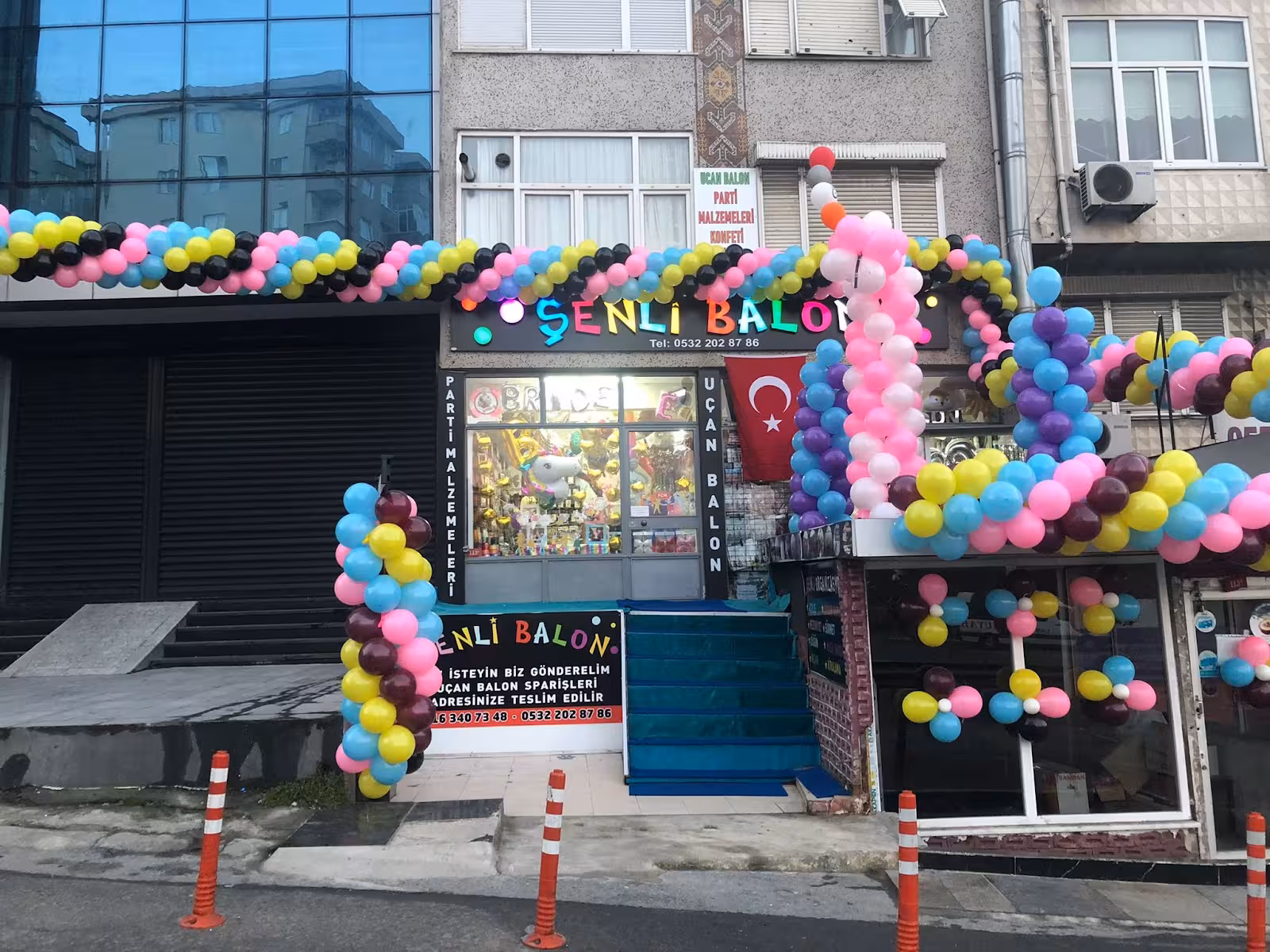 Şenli Parti Malzemeleri Uçan Balon - görsel 1