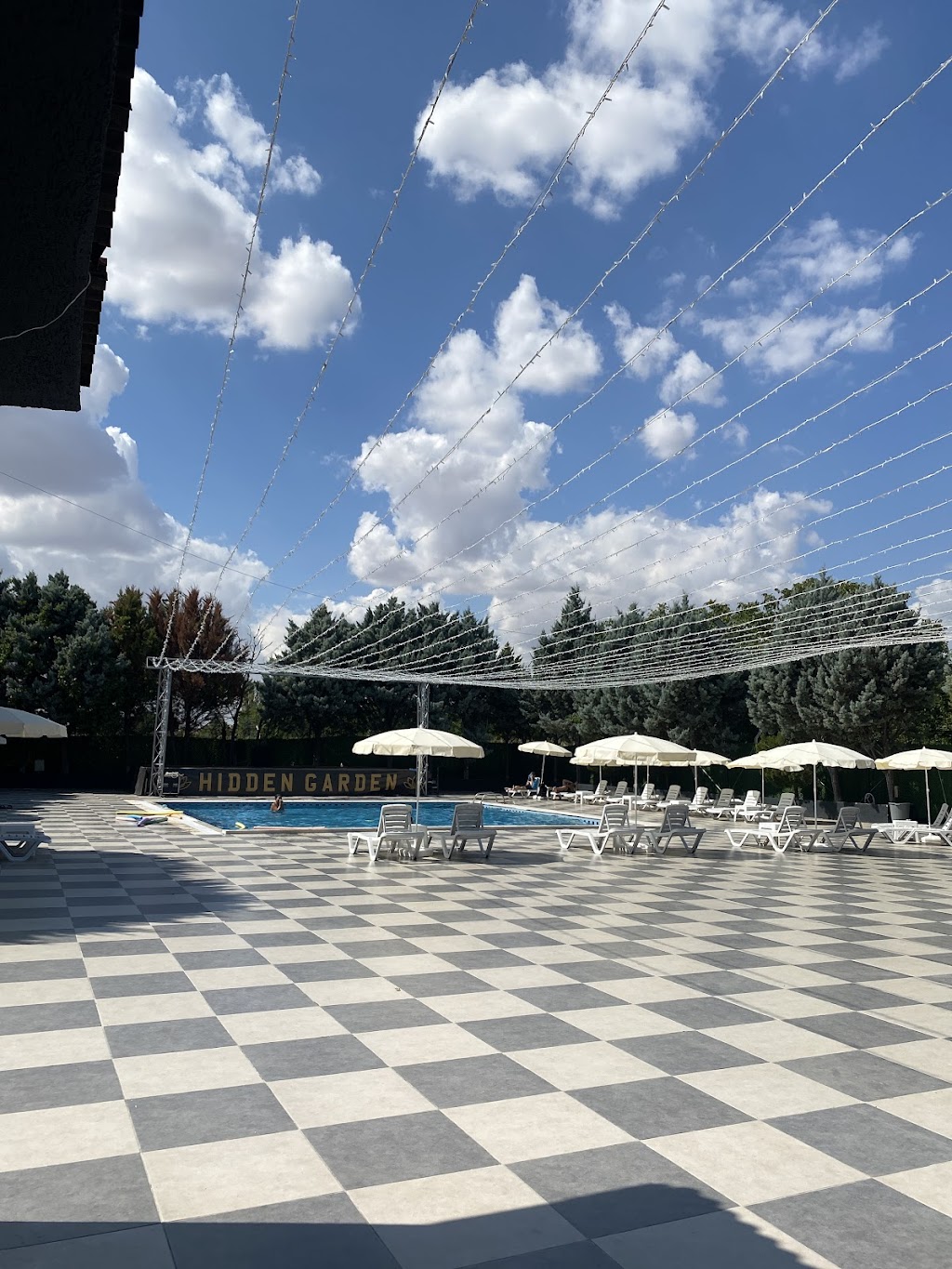 SECRET POOL
