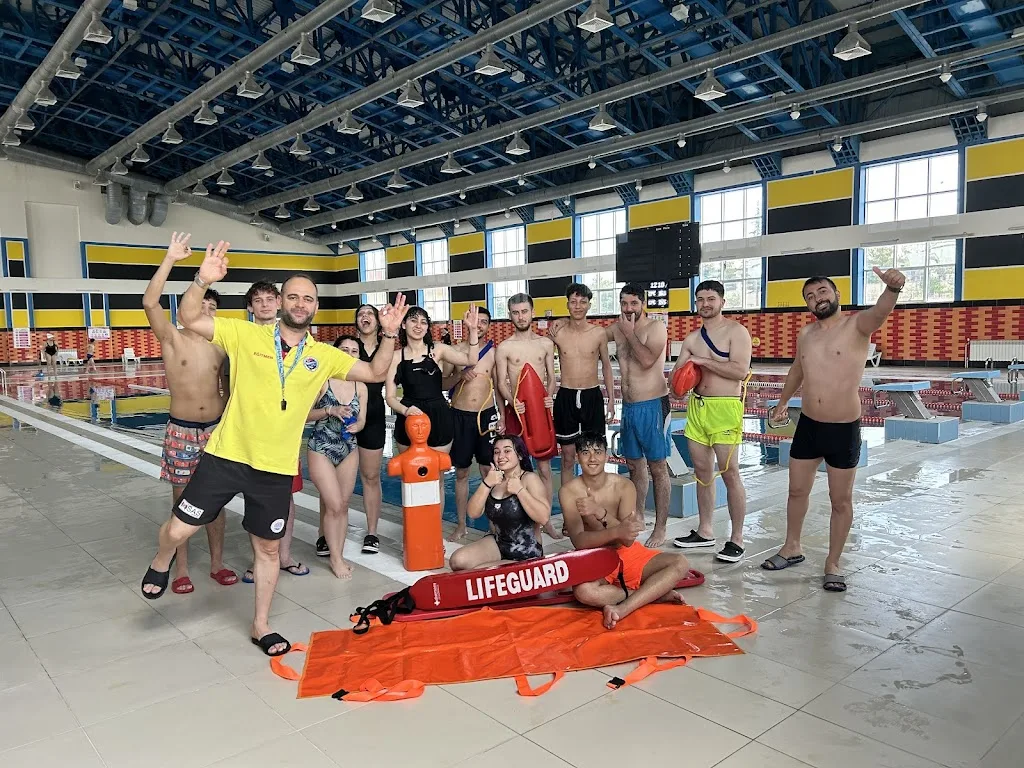 Kayseri Türkiye Sualtı Sporları Federasyonu Cankurtaran ve Dalış Eğitim Merkezi — Yüzme Havuzları, Melikgazi · fotoğraf 1