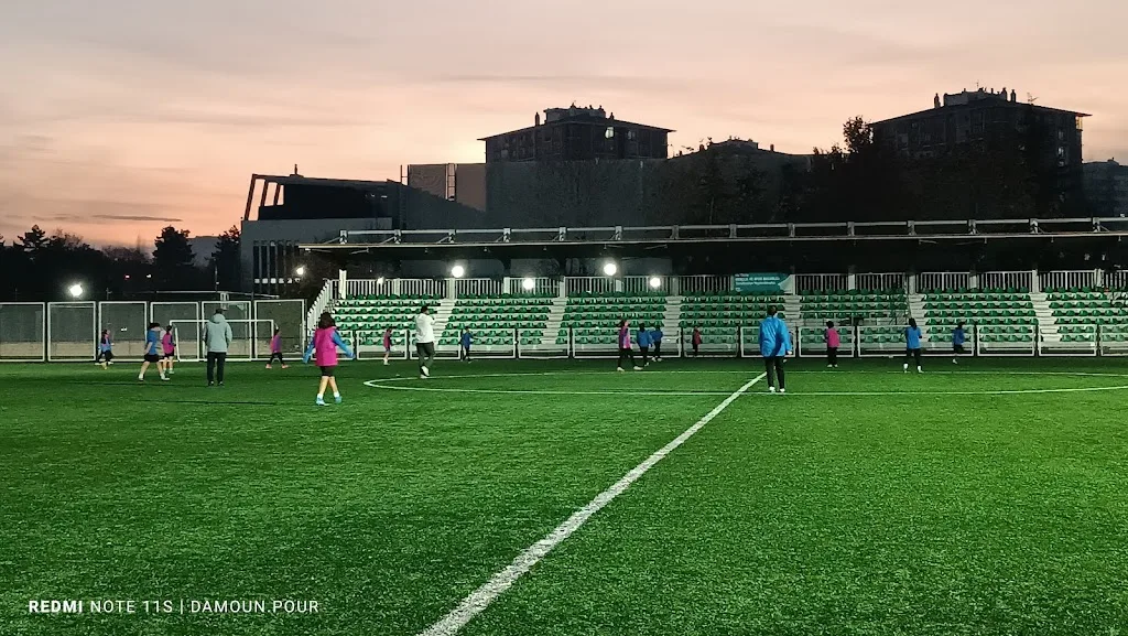 Sümer Spor Tesisleri — Yüzme Havuzları, Kocasinan · fotoğraf 1