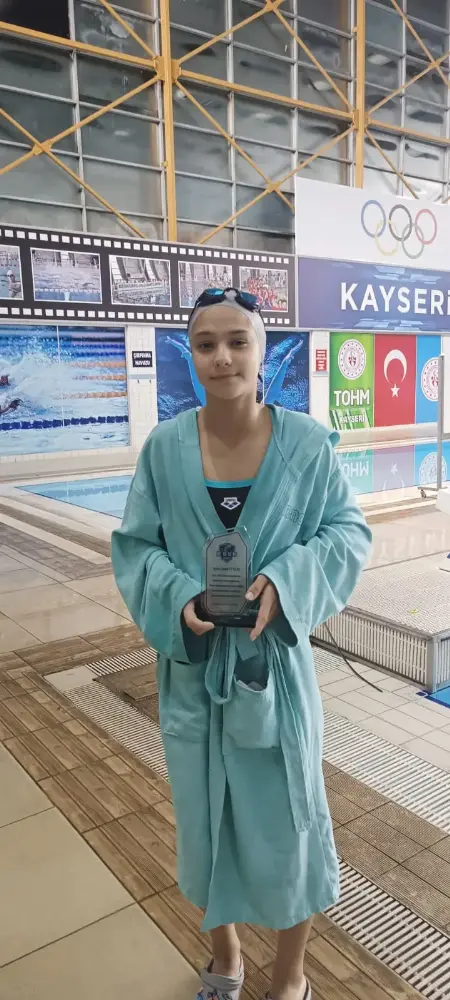 Kayseri Su Sporları Kulübü — Yüzme Havuzları, Melikgazi · fotoğraf 2
