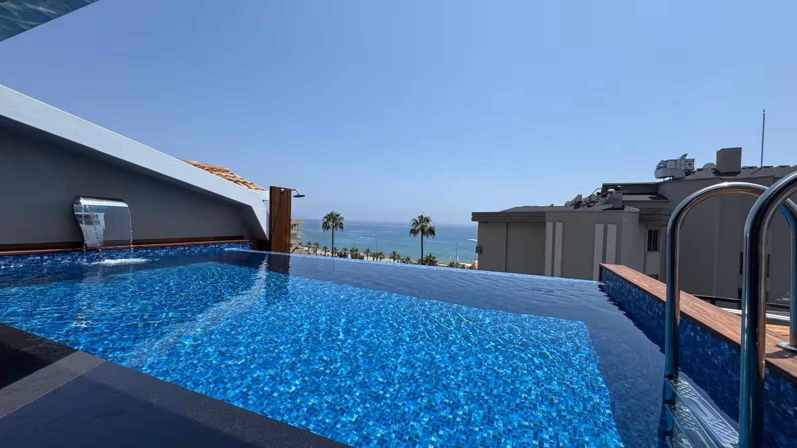Pool Mall | Antalya Havuz Kurulum - Proje - Üretim — Yüzme Havuzları · fotoğraf 5