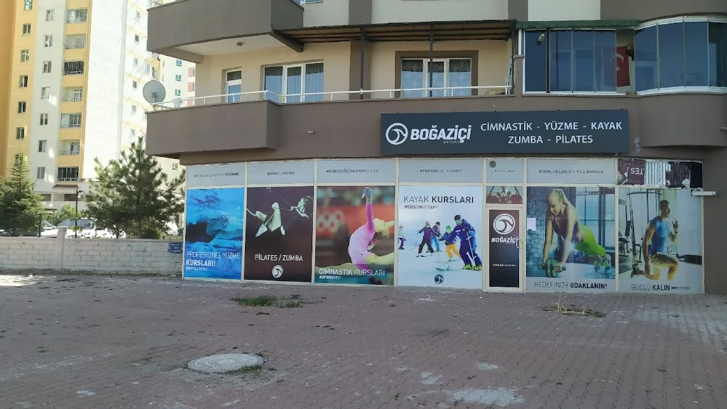Boğaziçi spor kulübü kayserı — Yüzme Havuzları, Melikgazi · fotoğraf 1