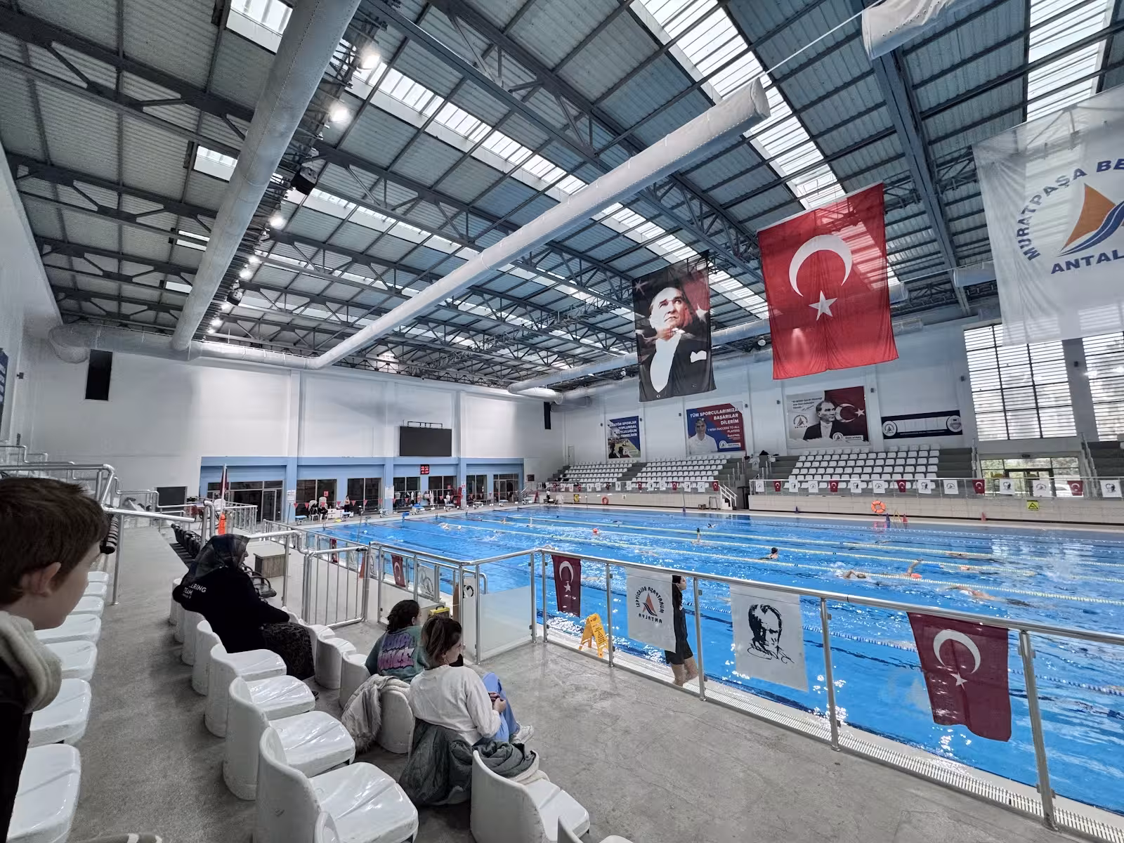 KUYIK Kulaç Yüzme ihtisas Kulübü — Yüzme Havuzları, Muratpaşa · fotoğraf 5