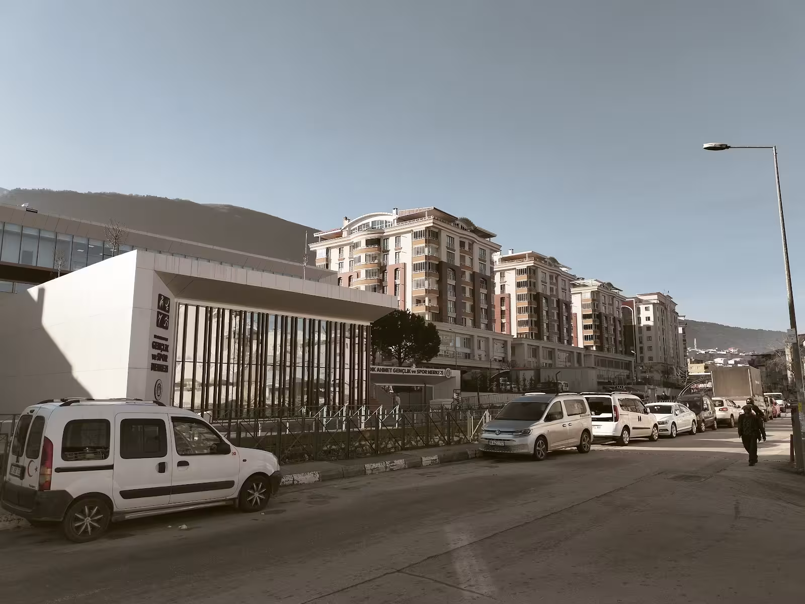 Dr. Sadık Ahmet Yüzme Havuzu — Yüzme Havuzları, Yıldırım · fotoğraf 3