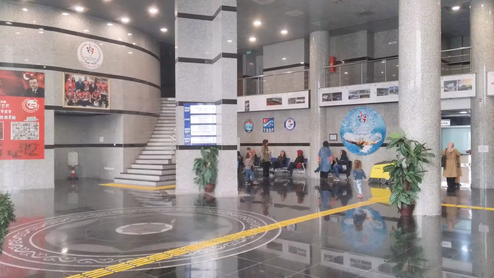 Bursa Atıcılar Havuzu Yüzme Dünyası Spor Kulübü — Yüzme Havuzları, Osmangazi · fotoğraf 3