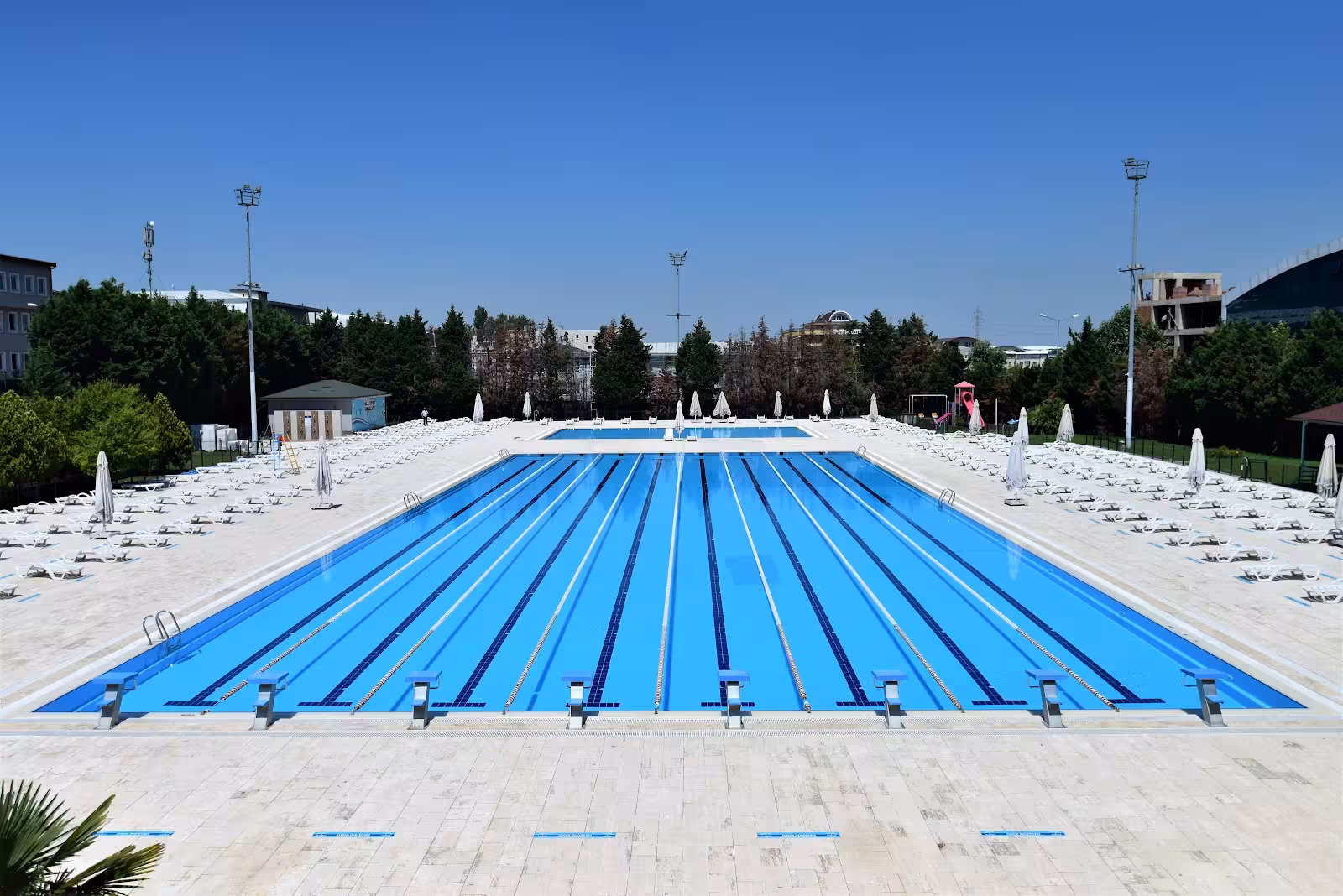 Yıldırım Belediyesi Yunus Emre Spor Kompleksi — Yüzme Havuzları, Yıldırım · fotoğraf 2