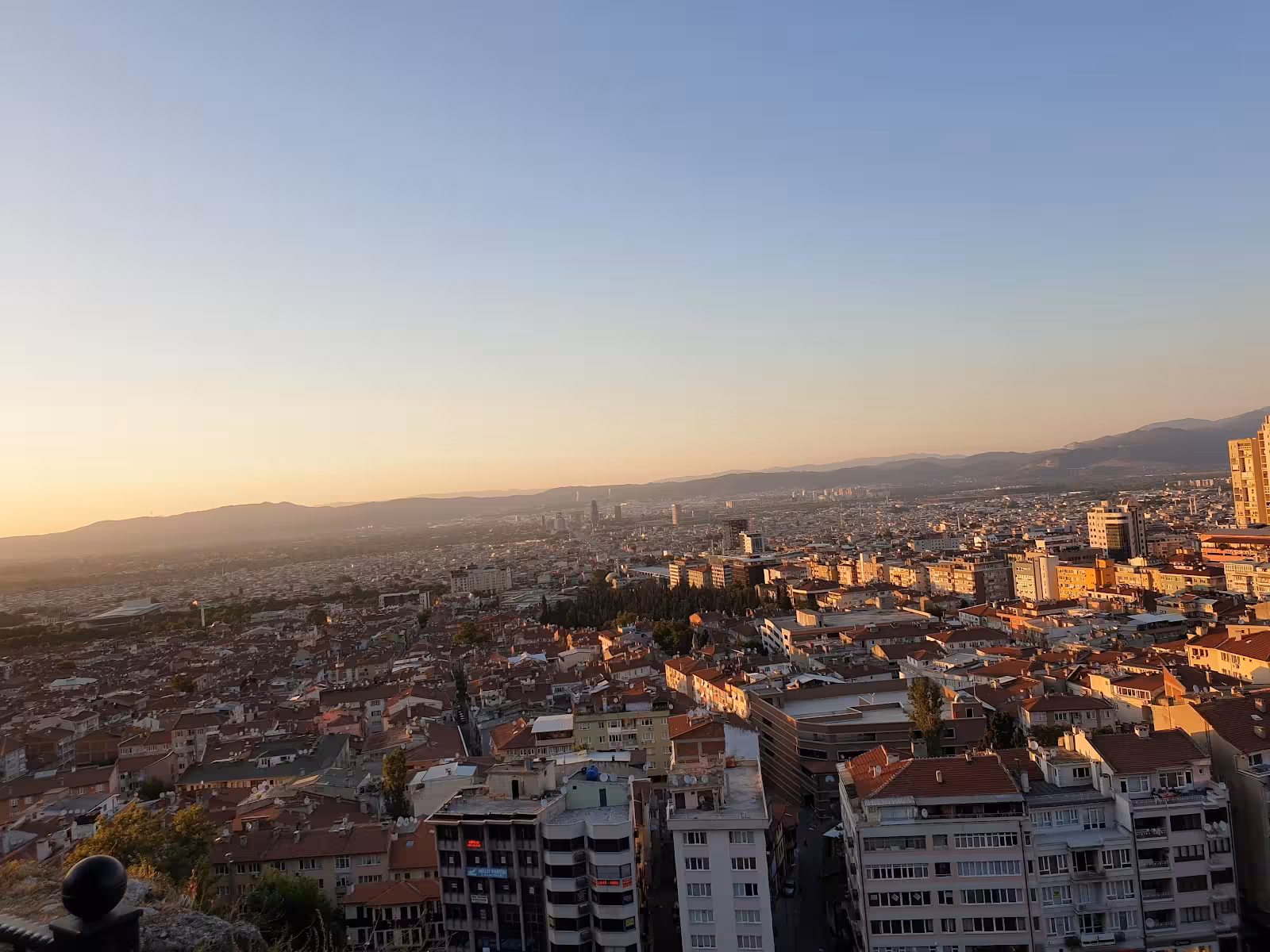 Fethiye Güner Köstenm Soğanlı Yarı Olimpik Yüzme Havuzu — Yüzme Havuzları, Osmangazi · fotoğraf 3