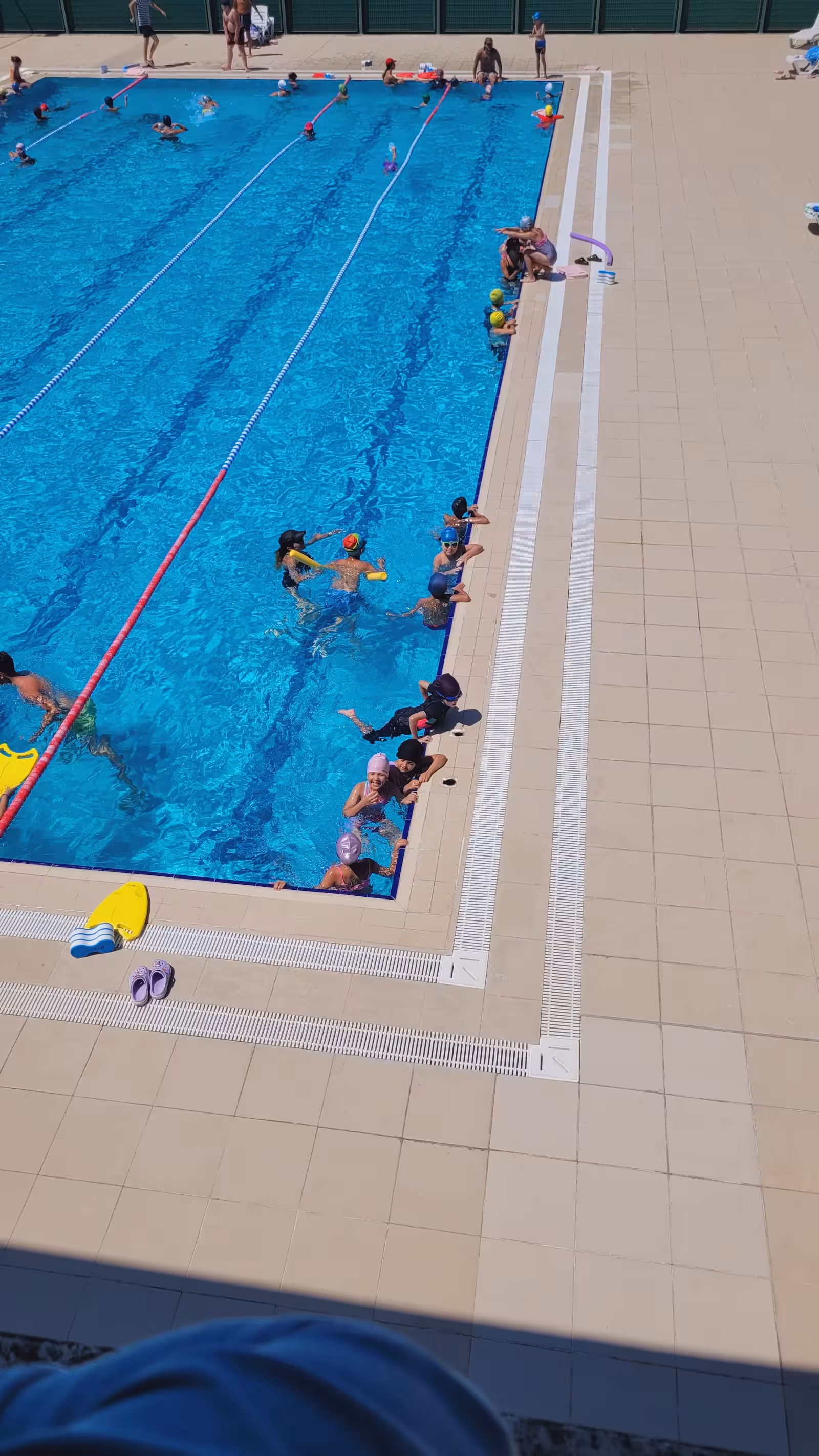 Fethiye Güner Köstenm Soğanlı Yarı Olimpik Yüzme Havuzu — Yüzme Havuzları, Osmangazi · fotoğraf 4