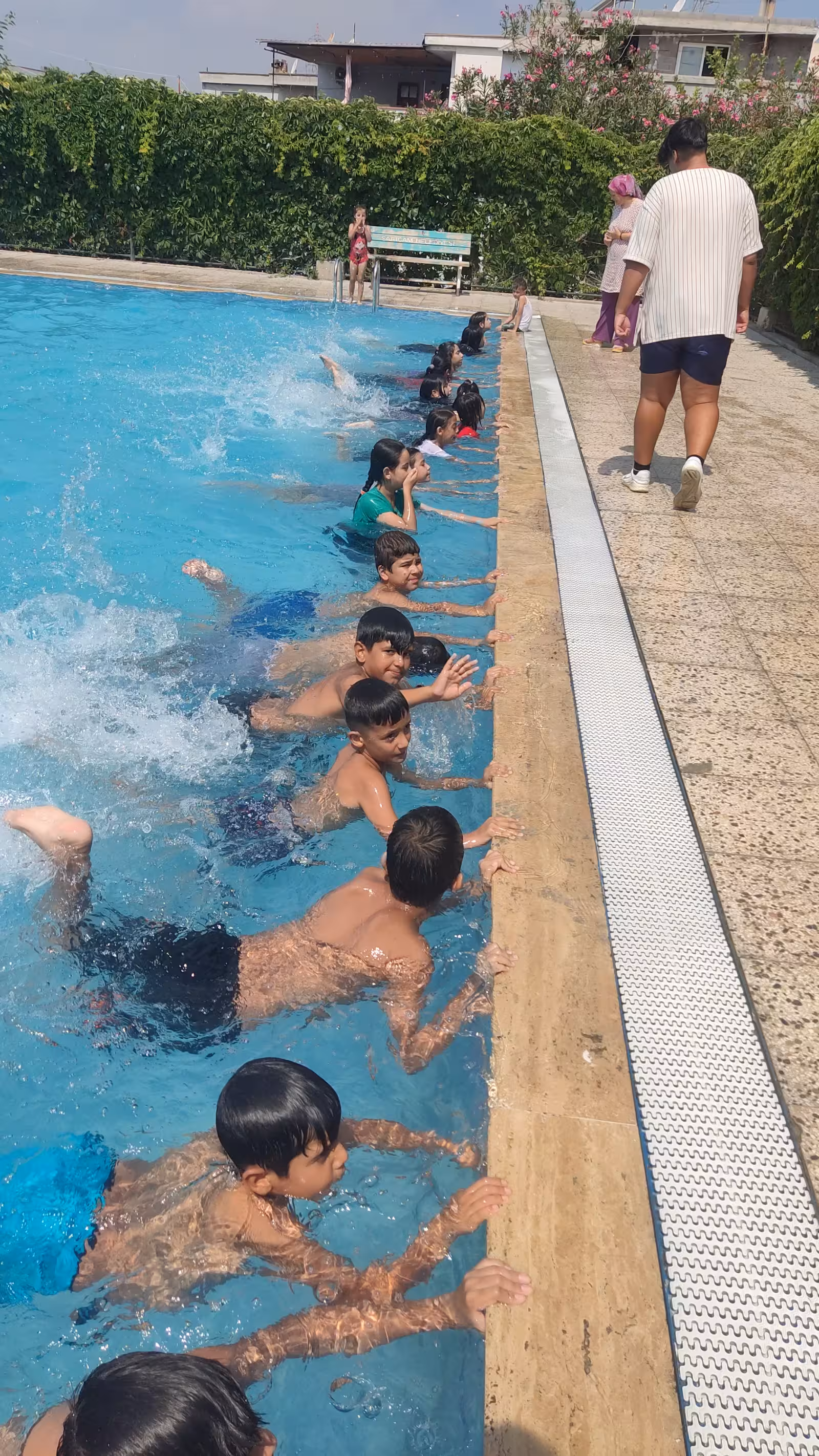 Büyükşehir Belediyesi Sofulu Yüzme Havuzu — Yüzme Havuzları, Sarıçam · fotoğraf 1