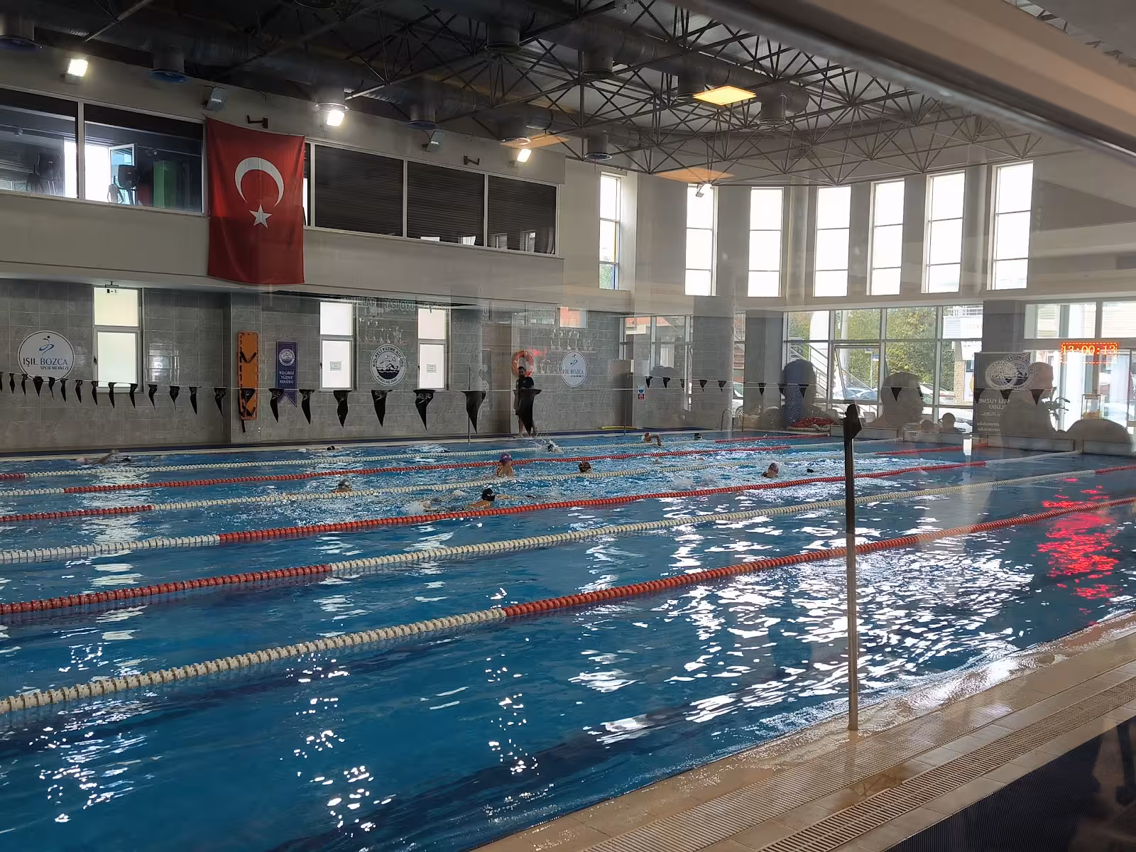 Kocaeli Yüzme Kulübü — Yüzme Havuzları, Derince · fotoğraf 5