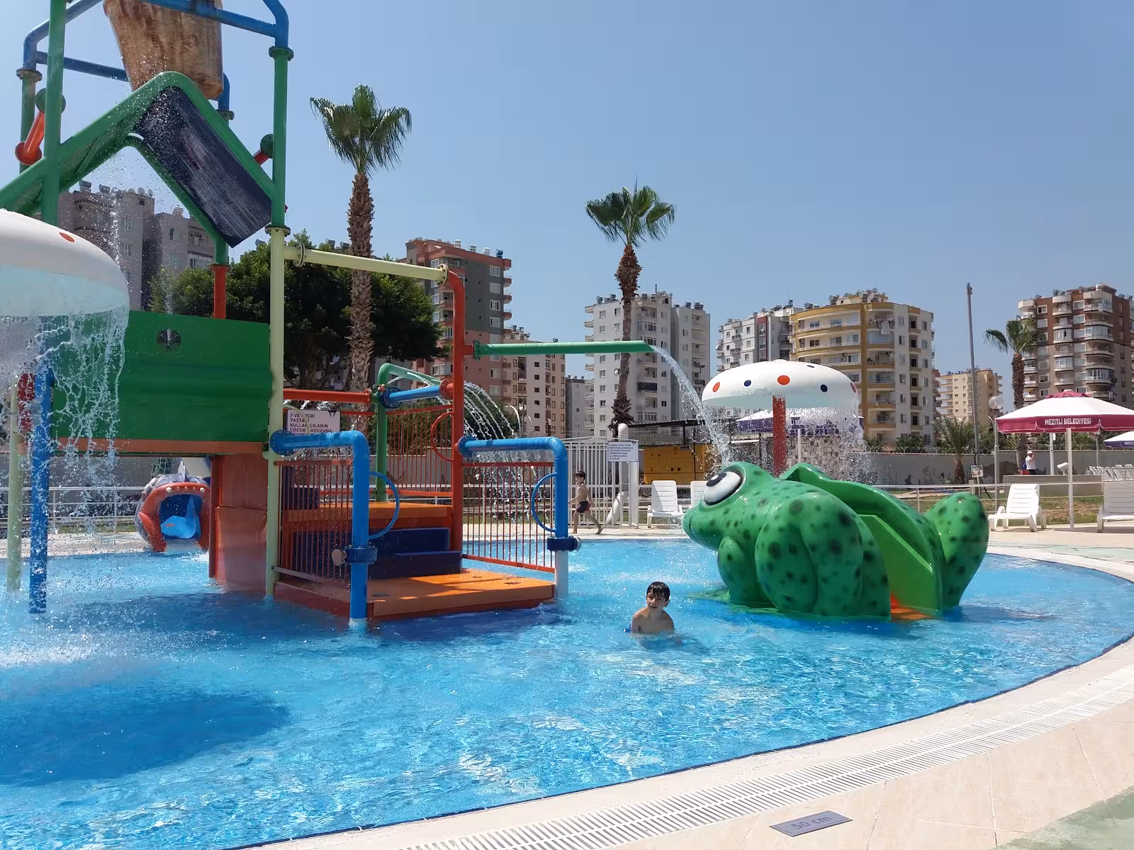 Mezitli Aquapark ve havuz — Yüzme Havuzları, Mezitli · fotoğraf 3