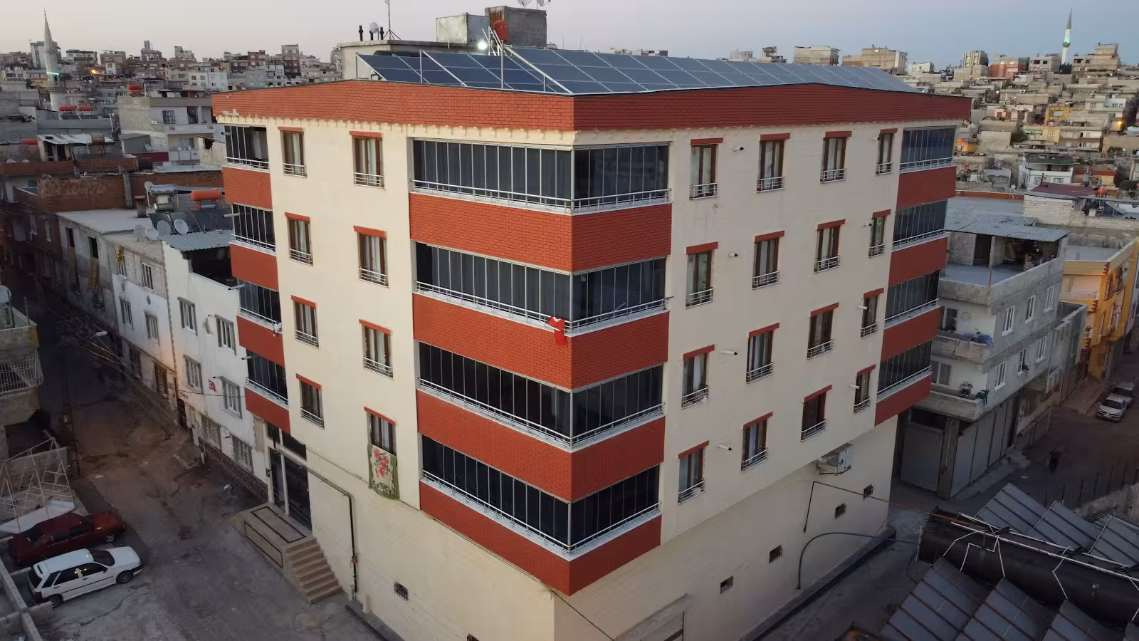 GAZİANTEP YÜZME HAVUZU (OTTOMAN PLAZA) — Yüzme Havuzları, Şehitkamil · fotoğraf 5