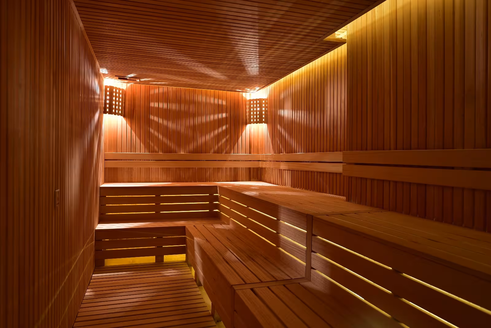 GREEN PEAK SPOR CENTER — Yüzme Havuzları, Merkez · fotoğraf 4