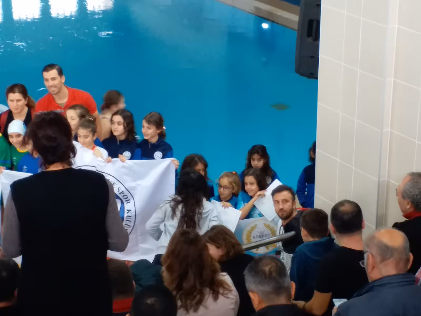ADÜ SPOR MERKEZİ YARI OLİMPİK YÜZME HAVUZU — Yüzme Havuzları · fotoğraf 3