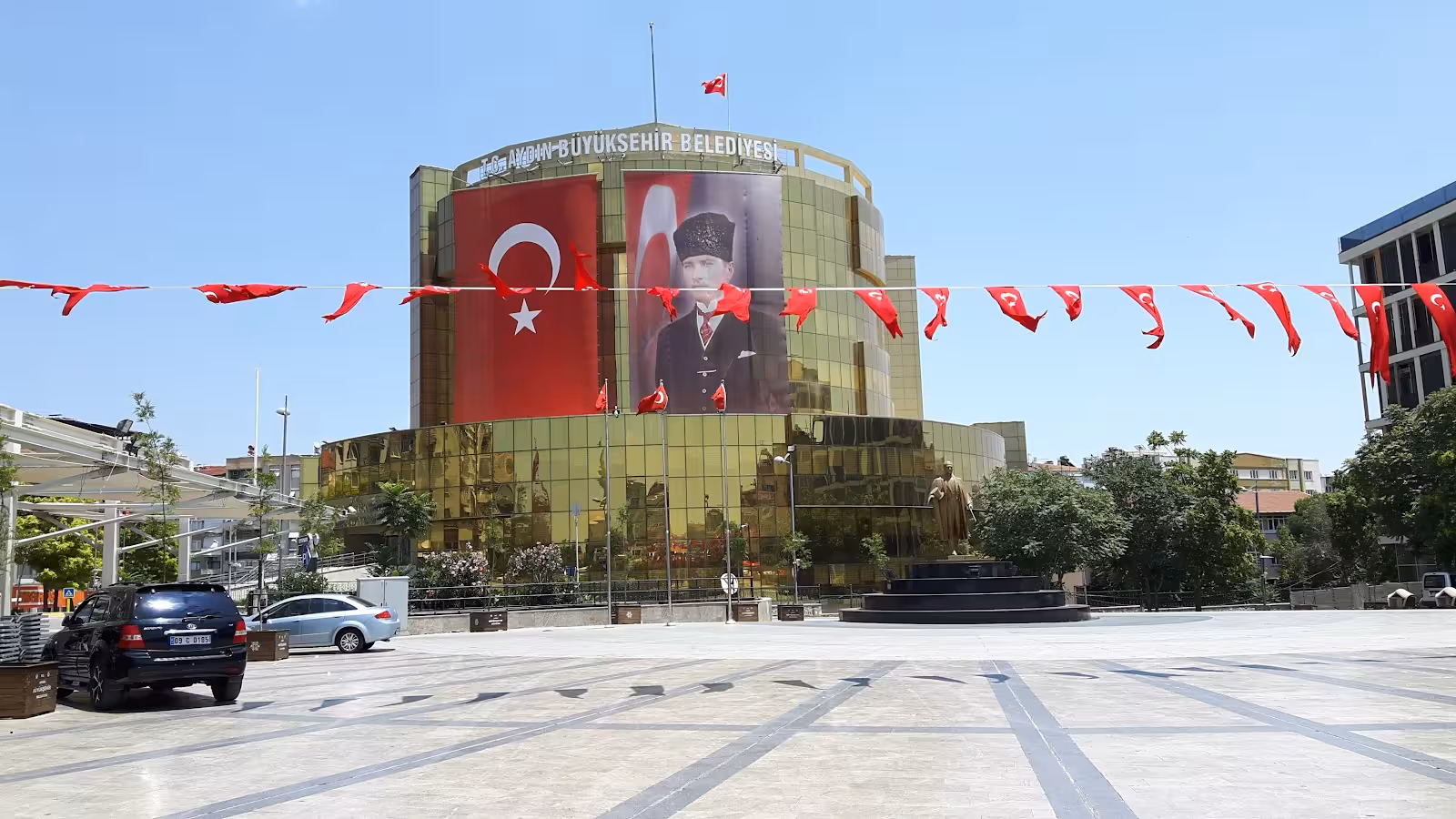 Havuz Park — Yüzme Havuzları, Efeler · fotoğraf 2