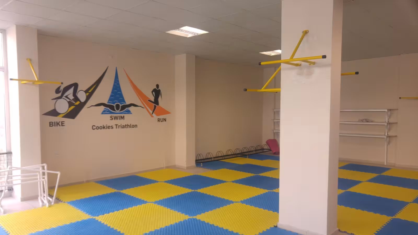 Çelpa Spor Kulübü — Yüzme Havuzları, Karesi · fotoğraf 1