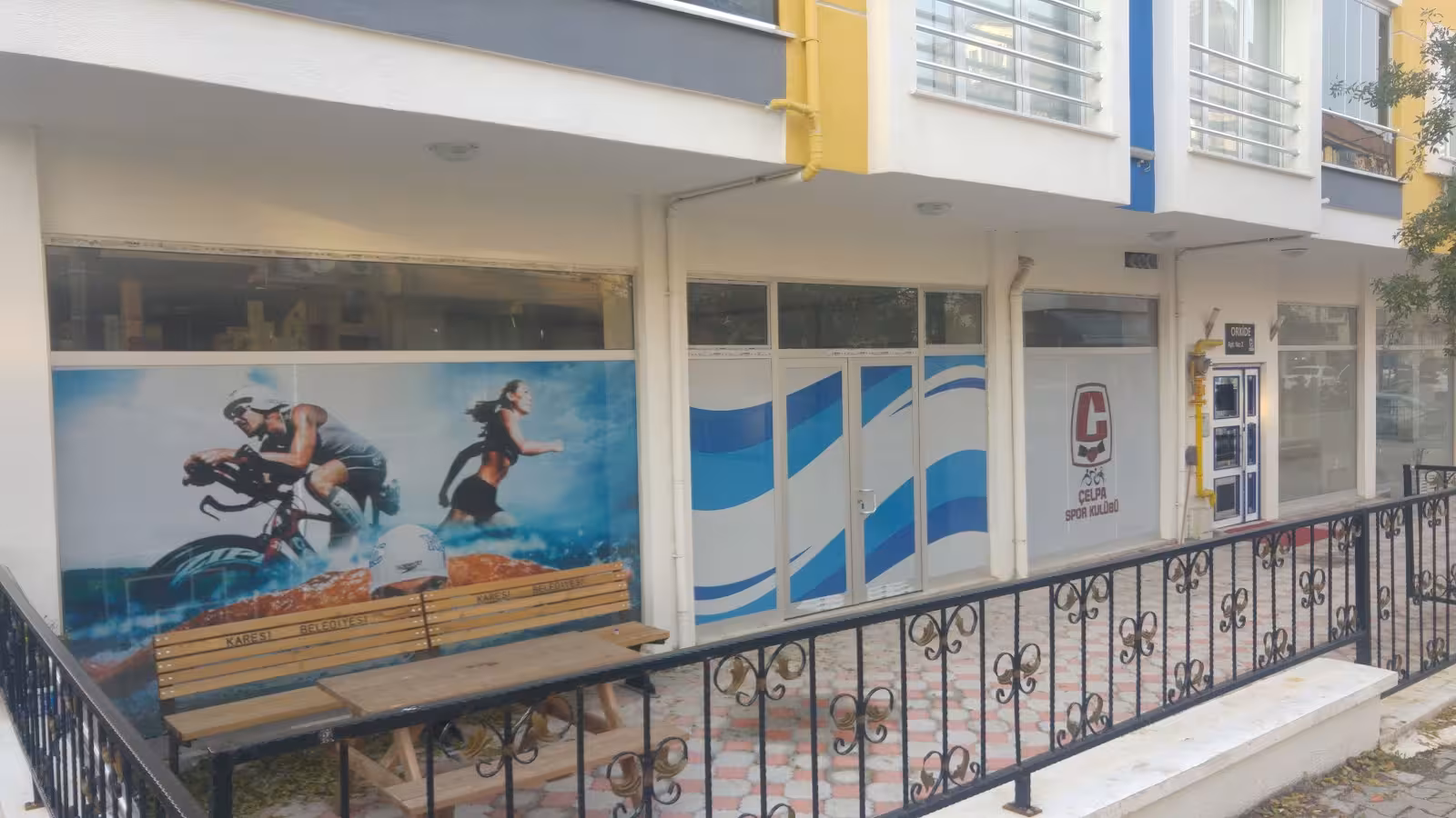 Çelpa Spor Kulübü — Yüzme Havuzları, Karesi · fotoğraf 2