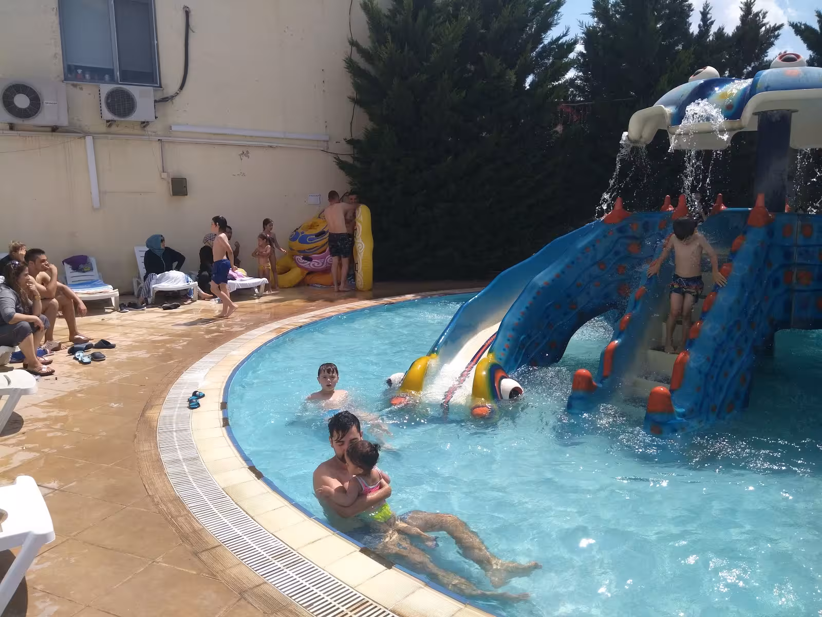 Akyıldız Aquapark — Yüzme Havuzları, Karesi · fotoğraf 5