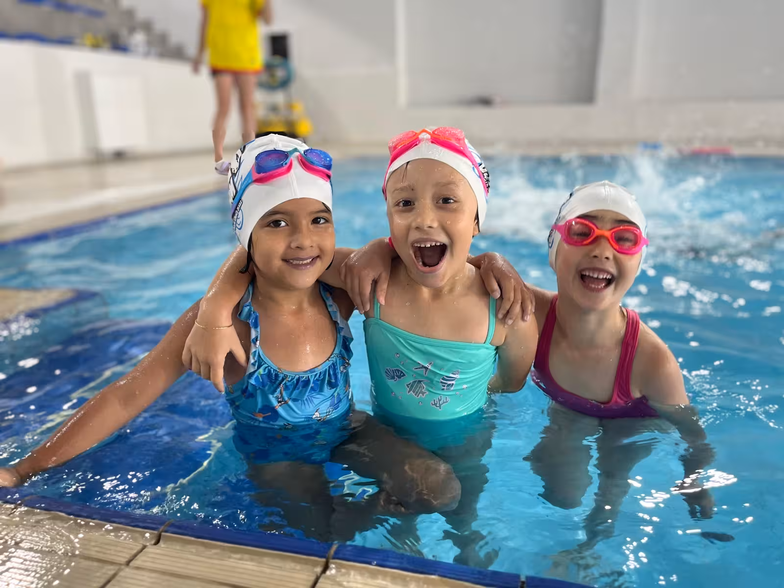 BOLU YÜZME ESAM SPOR KULÜBÜ — Yüzme Havuzları, Merkez · fotoğraf 2