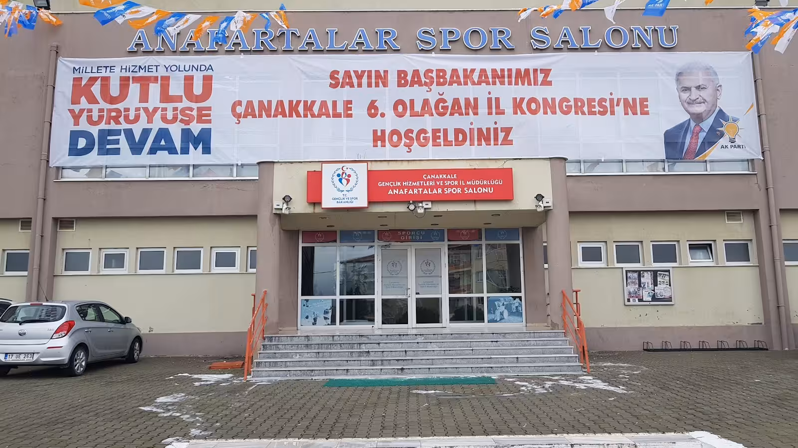 Anafartalar Spor Salonu — Yüzme Havuzları, Merkez · fotoğraf 4