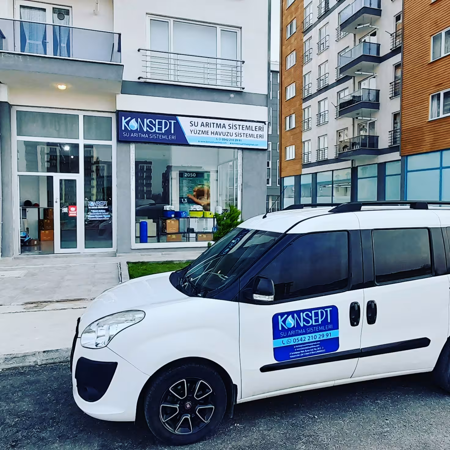 KONSEPT SU ARITMA VE YÜZME HAVUZU SİSTEMLERİ — Yüzme Havuzları, Merkez · fotoğraf 2