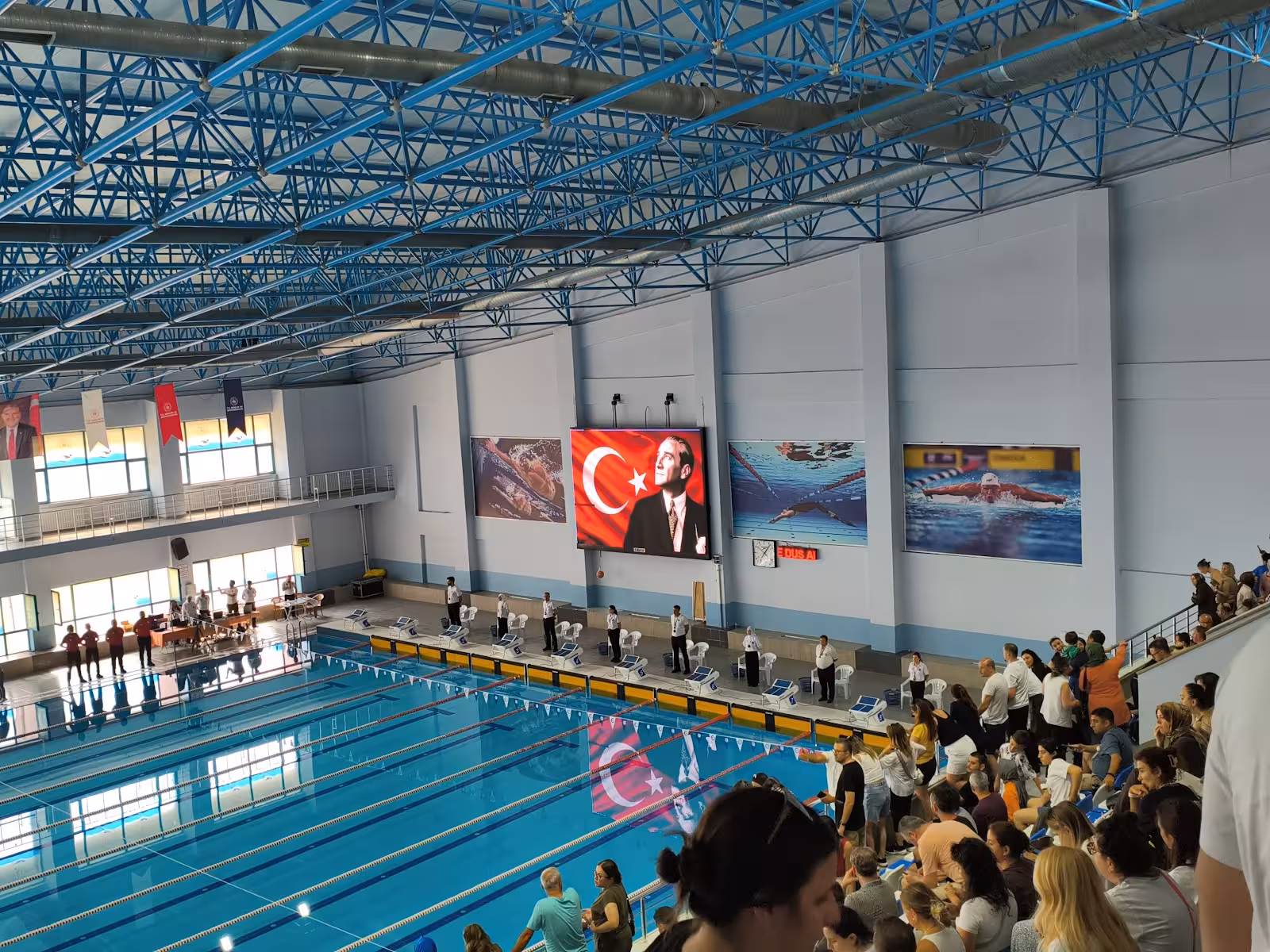Olimpik Yüzme Havuzu — Yüzme Havuzları, Merkez · fotoğraf 1