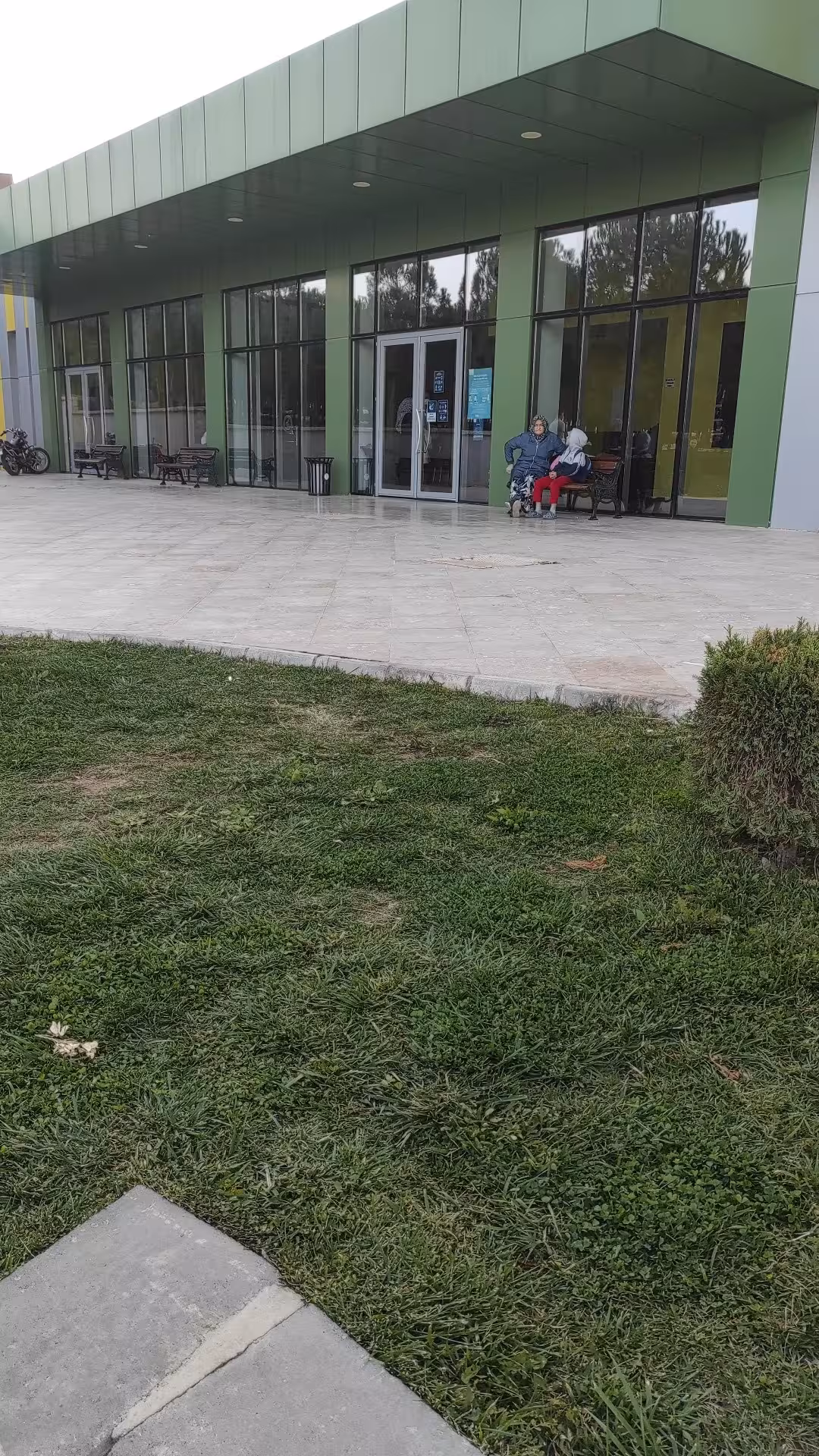 Denizli Karahasanlı Çakmak Kapalı Yüzme Havuzu — Yüzme Havuzları, Merkezefendi · fotoğraf 3