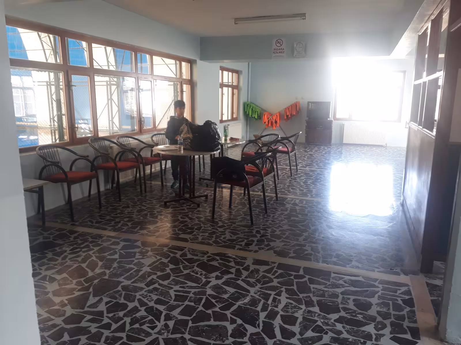 Menekşe Spor Tesisleri — Yüzme Havuzları, Merkez · fotoğraf 3