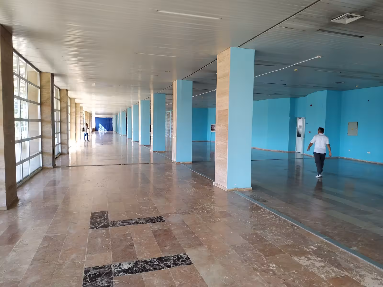 Olimpik Kapalı Yüzme Havuzu — Yüzme Havuzları, Merkez · fotoğraf 3
